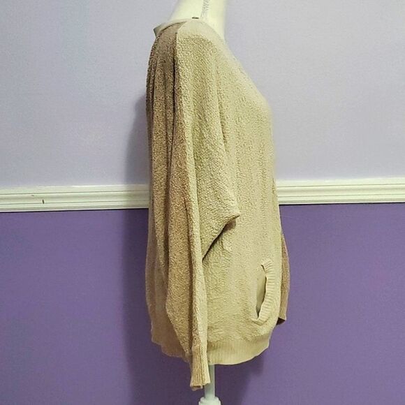 UO Sparkle & Fade Cream Two Tone Oversized Textured Buttoned Down Cardigan - Picture 4 of 11